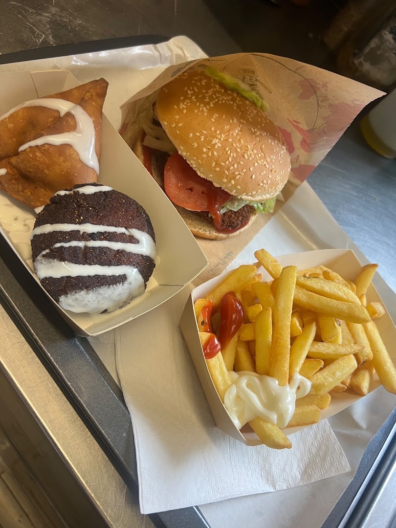 Paras PIZZERIA & KEBAB