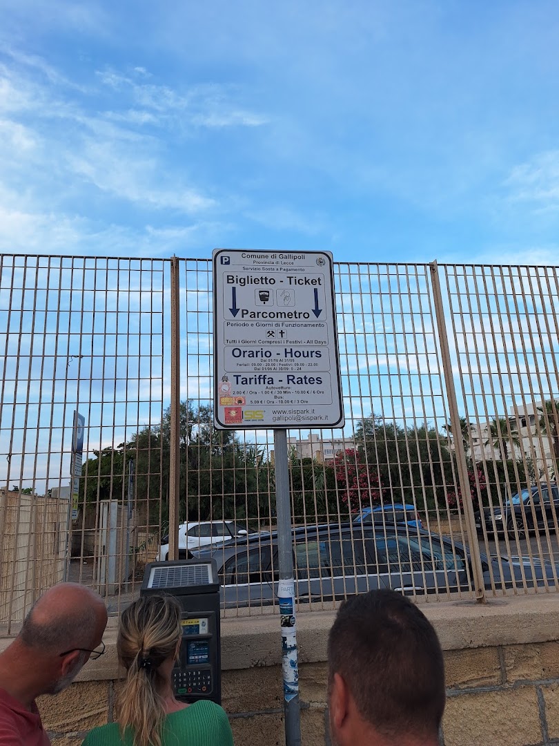 Parcheggio Lungomare Marconi