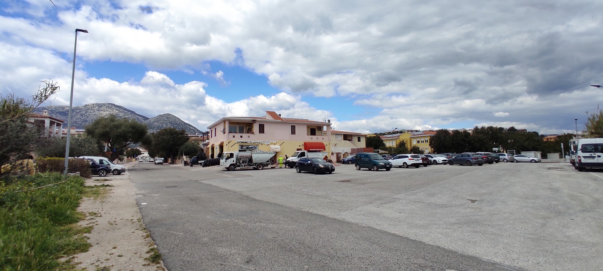 Parcheggio Via Liguria