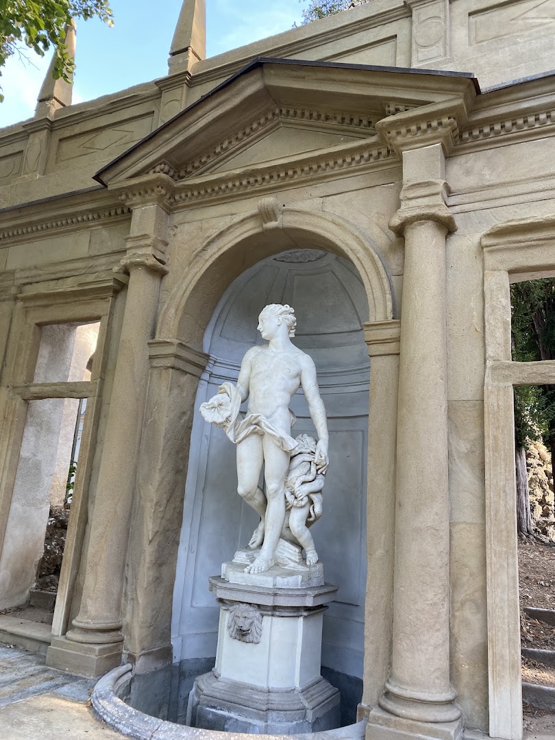 Parco Villa Litta Borromeo
