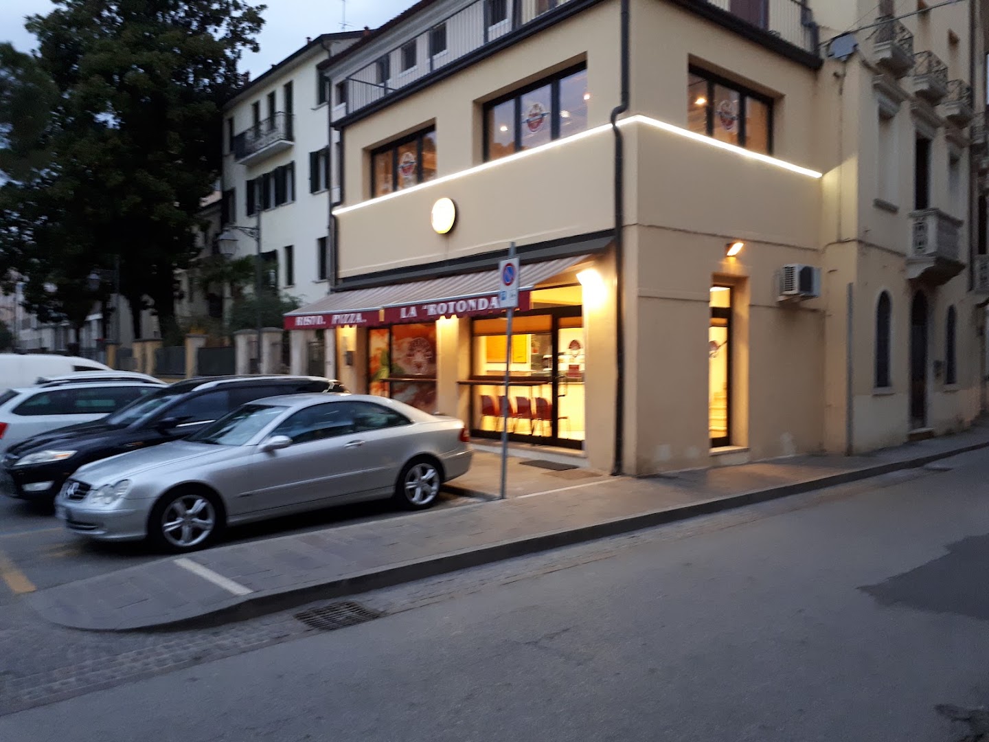 Passione Pizza Alla Rotonda