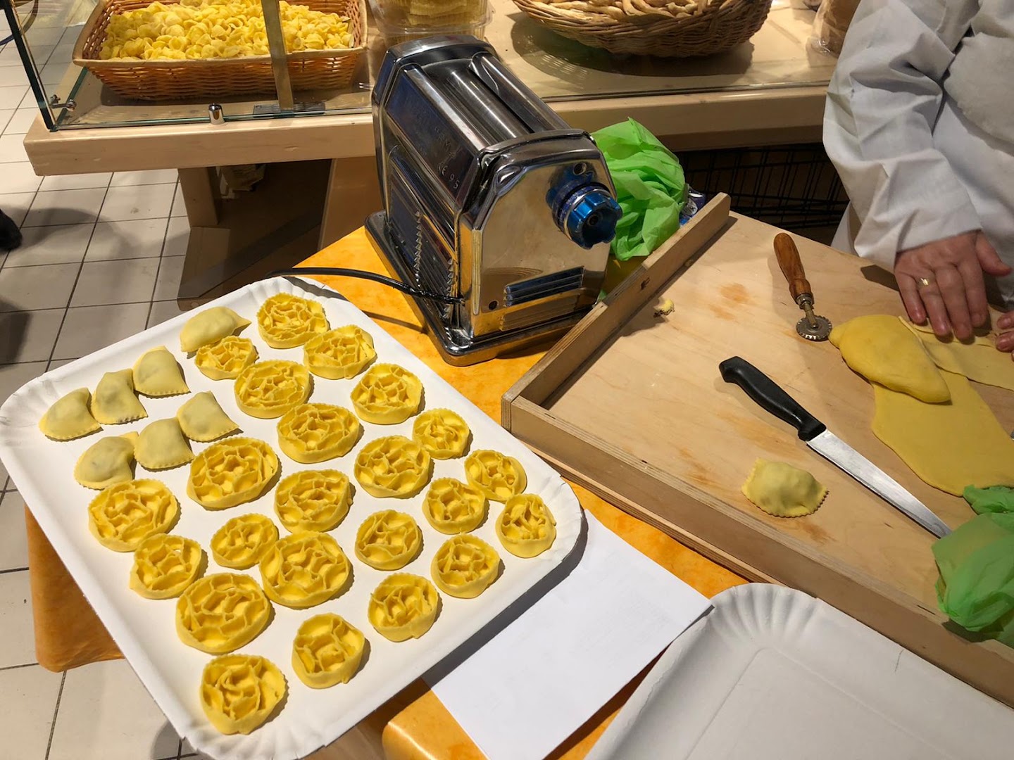 PASTA FRESCA DA CIRO ,GASTRONOMIA, POLLERIA,PIZZERIA E SERVIZIO CATERING