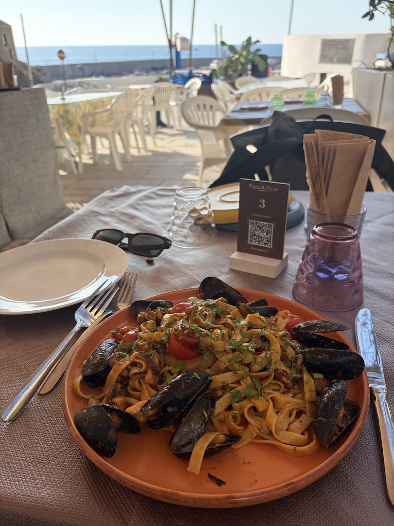 Pasta & Pizza Terrasini