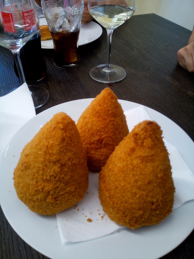 Pasticceria Ai 24 Cannoli