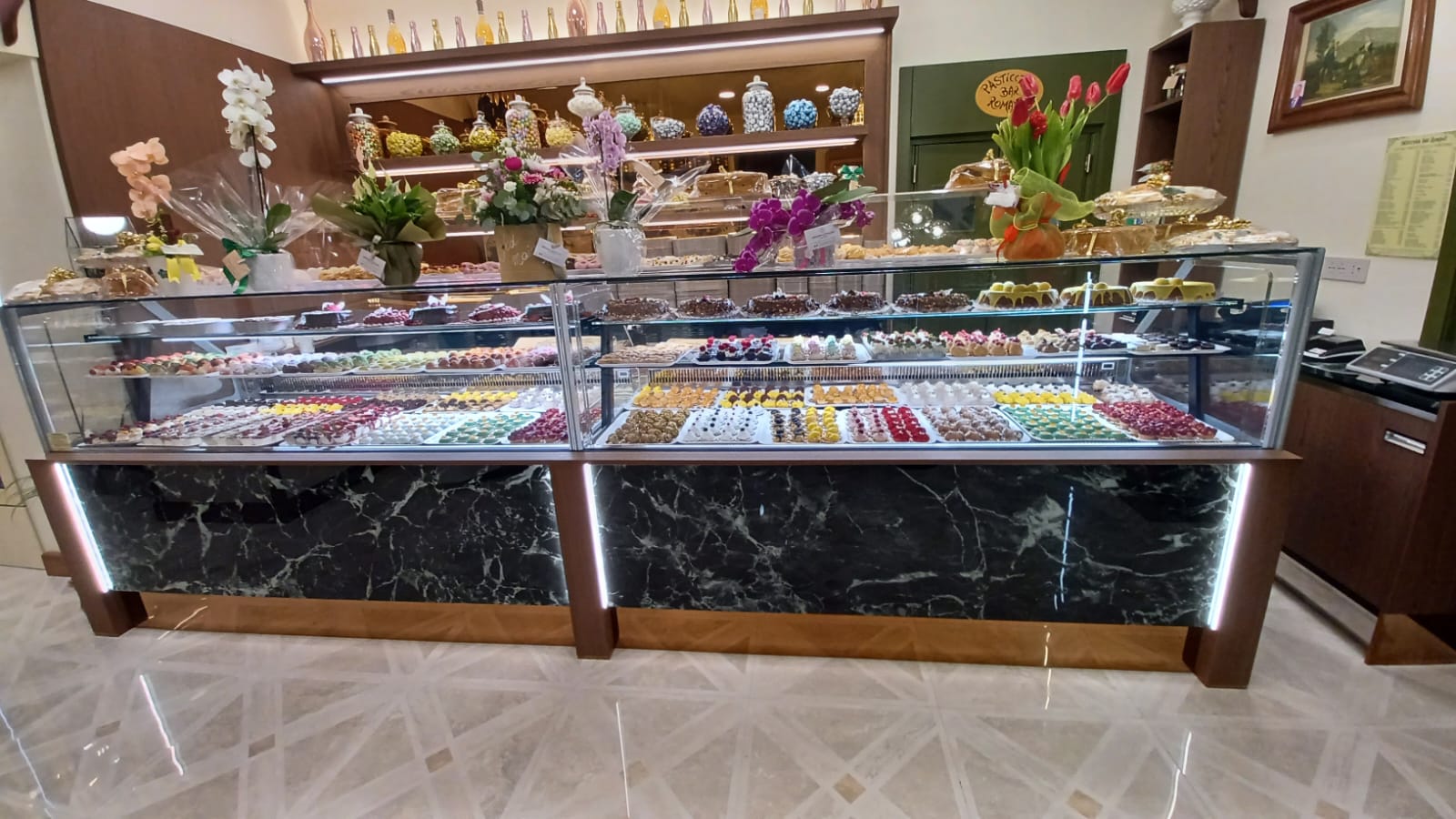 Pasticceria Artigianale Bar Romano Sorrento - PASTICCERIA Costiera SORRENTINA e Amalfitana