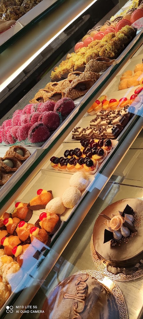 Pasticceria Bar Campani Di Zini & Debbia Snc