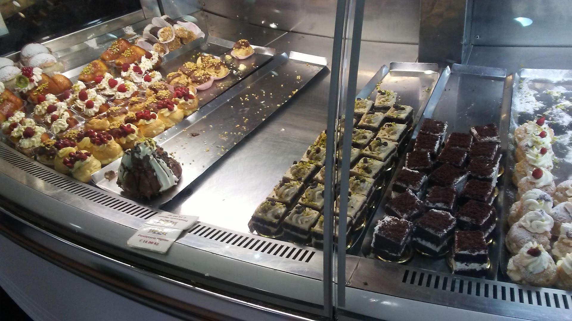 Pasticceria bar de Luca Tabacchi INTRALOT