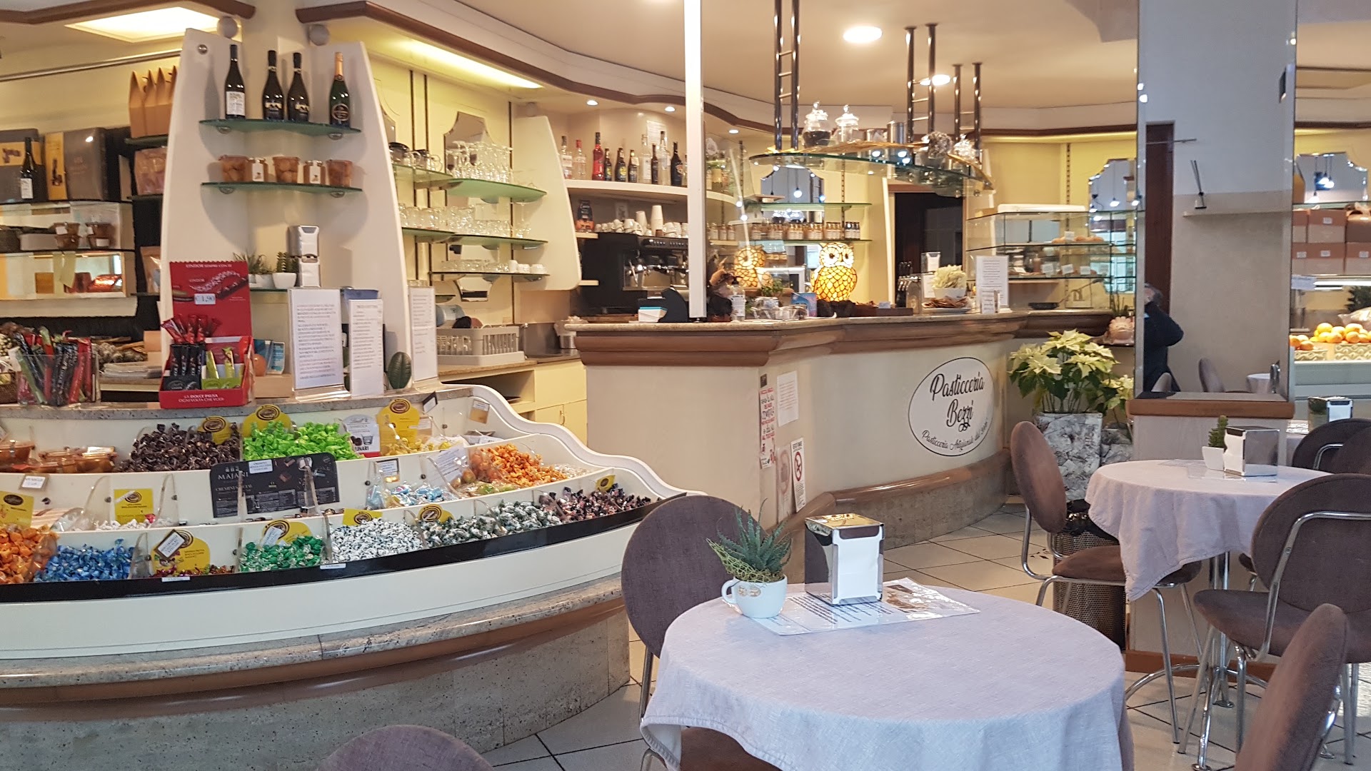 Pasticceria Bezzi snc, Ghedi