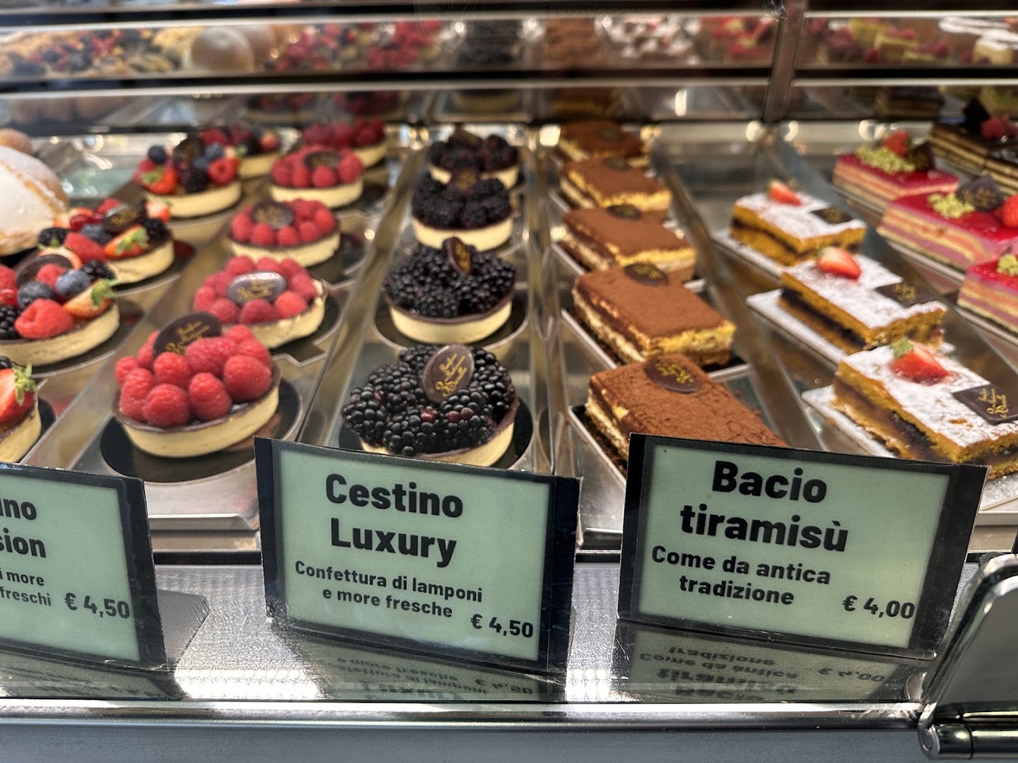 Pasticceria caffetteria 3 Sorelle...gelateria