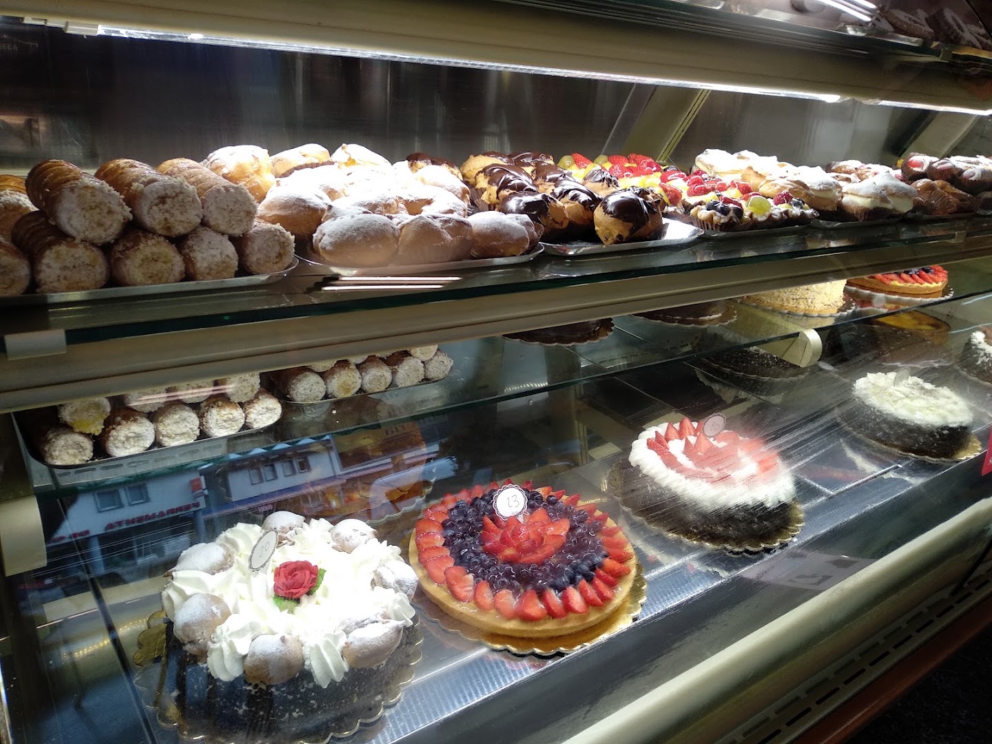 Pasticceria Caffetteria Dolce Cremeria, Dubino