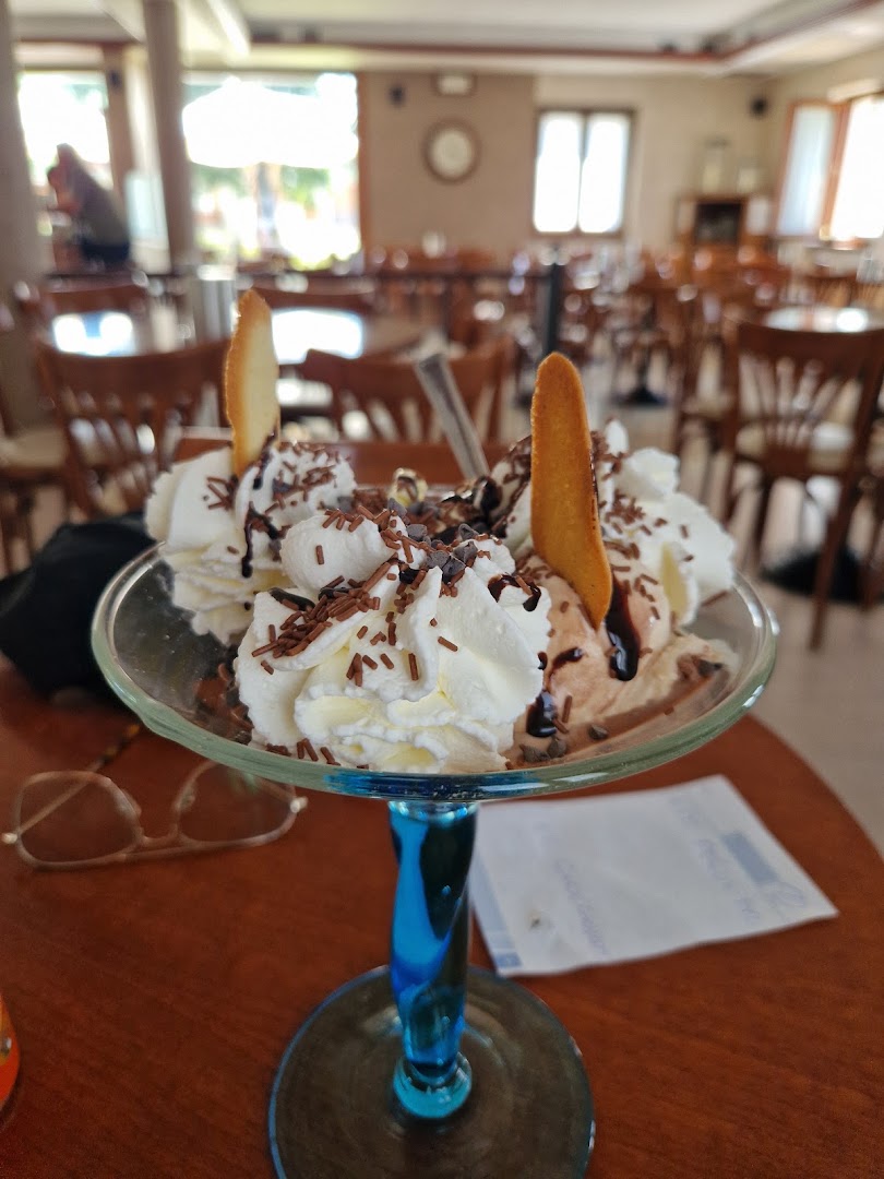 Pasticceria Caffetteria Gelateria Del Piccinini
