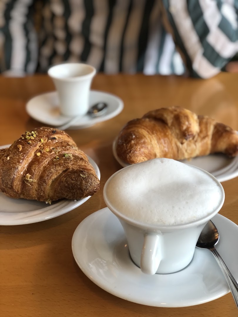 Pasticceria caffetteria panetteria Alunni