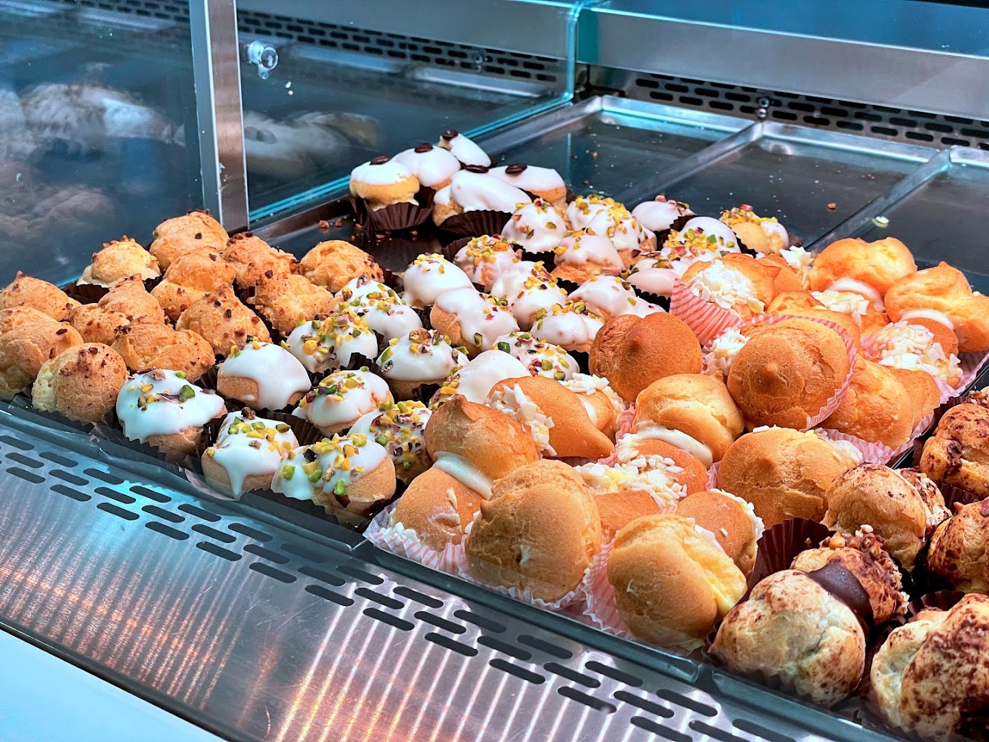 Pasticceria Caffetteria Terra Sarda Di Pianti Angela Riola Sardo