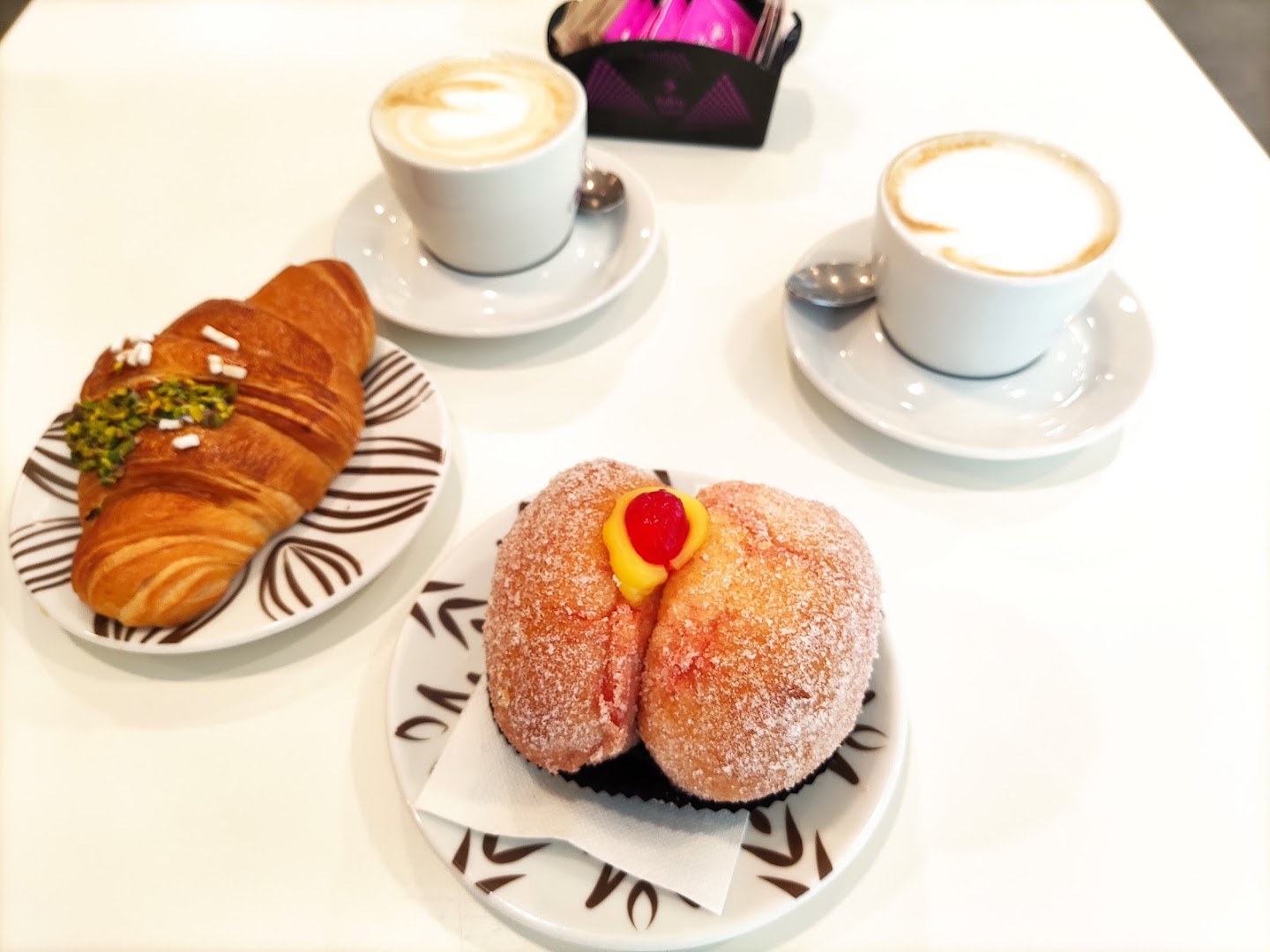 Pasticceria Caffetteria Terra Sarda Di Pianti Angela Riola Sardo