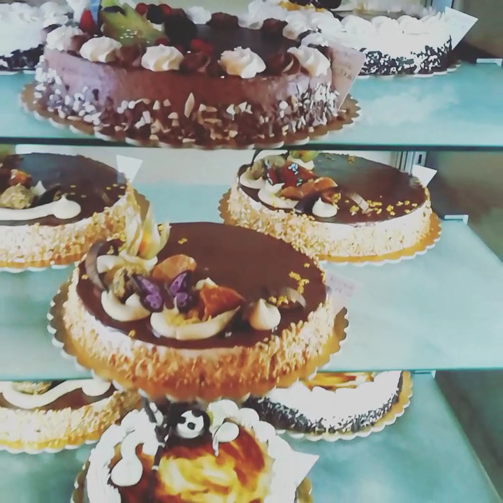 Pasticceria Caffettiera Gelateria L'Arte Dei Sapori Di Perrone