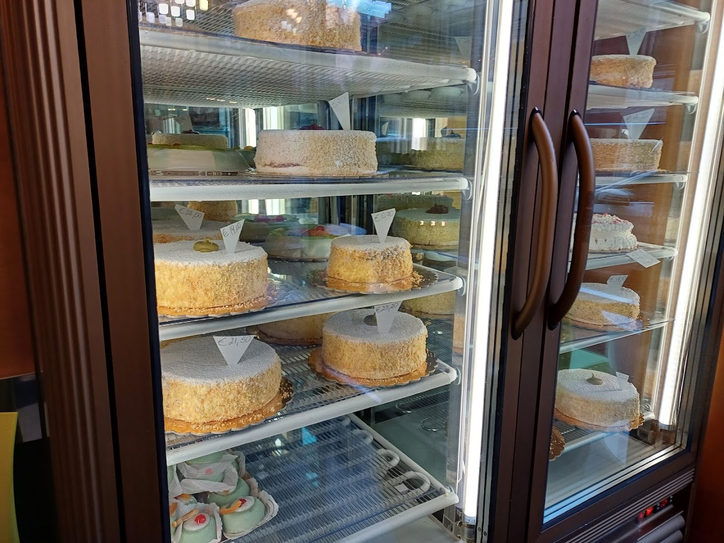 Pasticceria Carlo Di Ernesto Marai E Paola Conti Snc