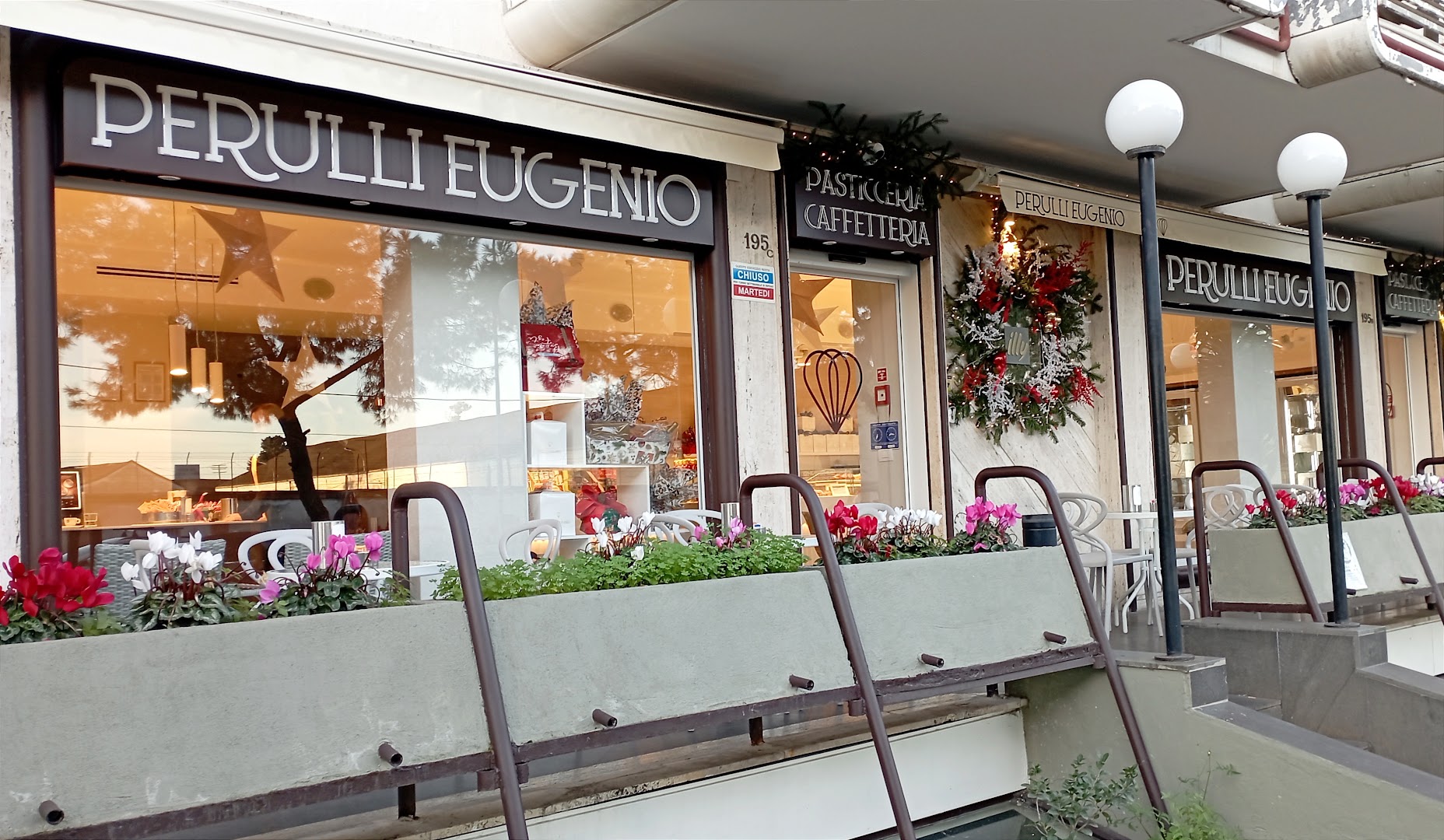 Pasticceria Eugenio Perulli, Bari