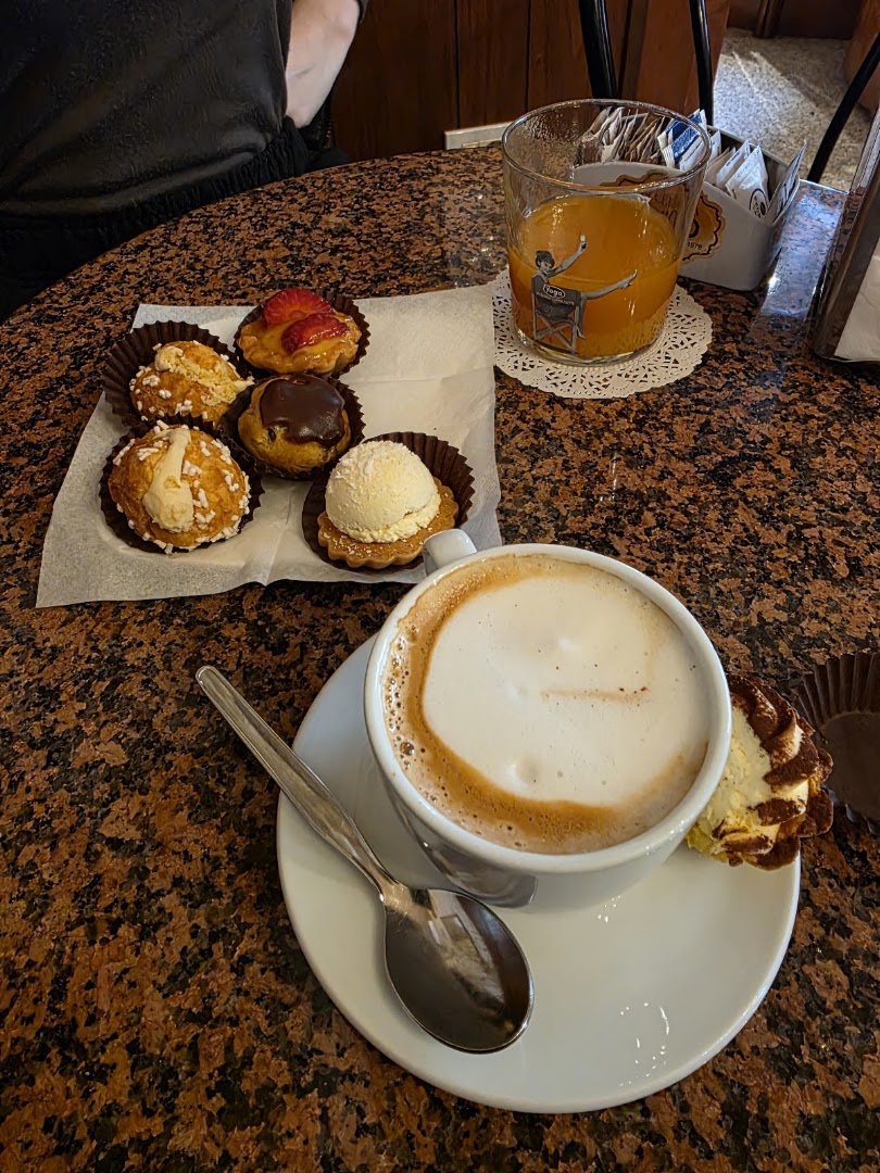 Pasticceria Flavio Di Scarmagnani Flavio C Snc