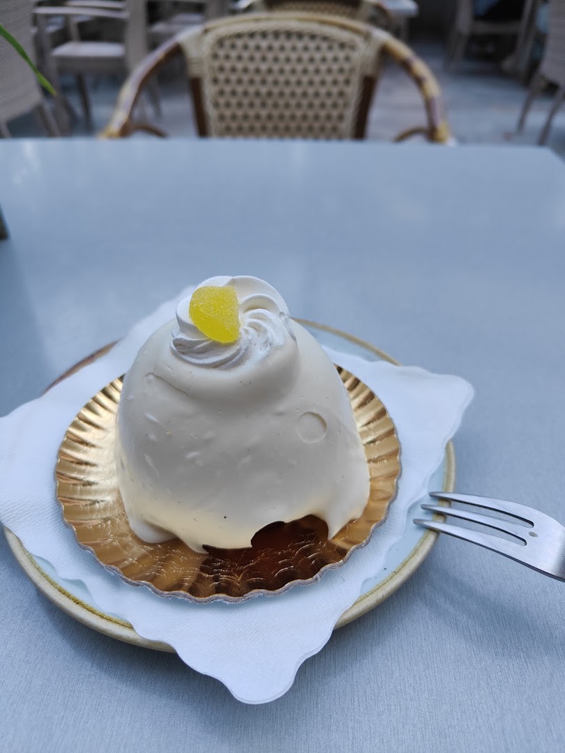 Pasticceria Gambardella, Minori
