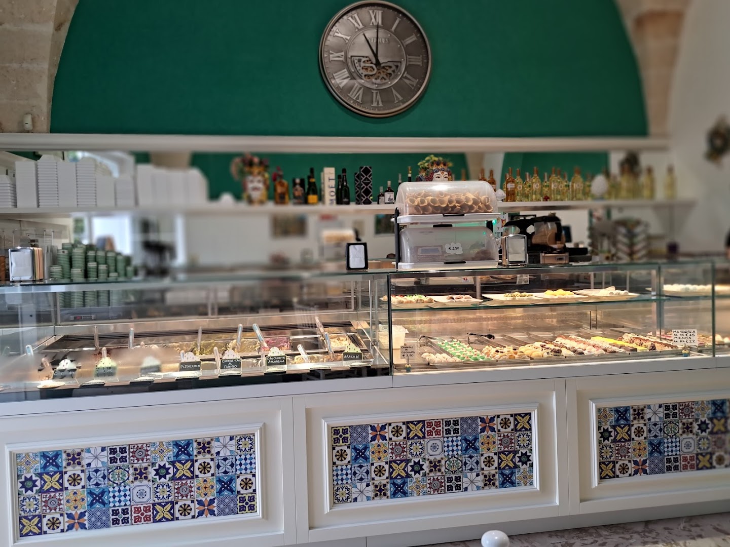 PASTICCERIA GELATERIA BAR- TRINACRIA -SPECIALITA' SICILIANE