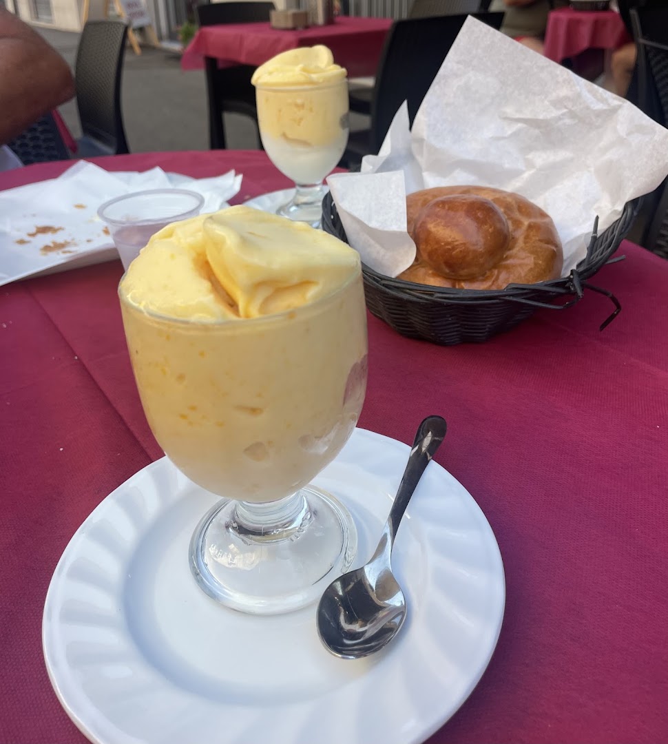 PASTICCERIA-GELATERIA CHANTILLY di TARDA ANTONINO
