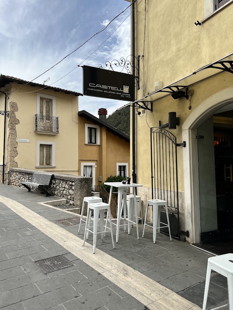 PASTICCERIA- GELATERIA - CIOCCOLATERIA - CASTELLO