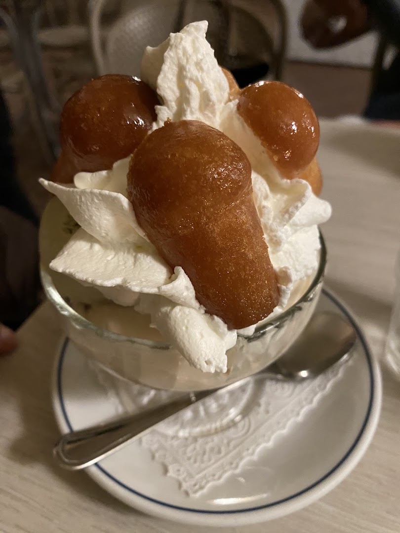 Pasticceria Gelateria Gran Caffe' 900