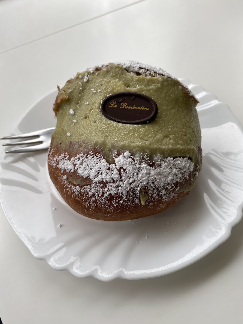 Pasticceria Gelateria La Bomboniera Dei Reale A. & R. S.R.L.