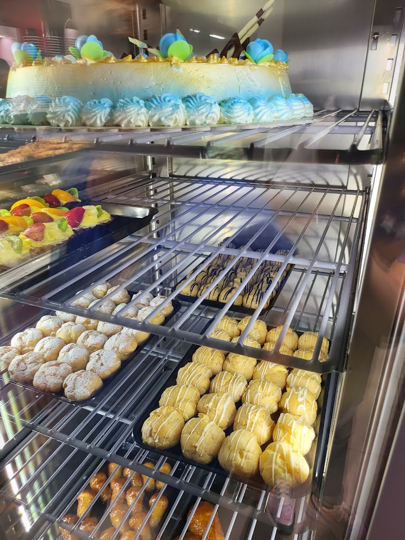 Pasticceria Gelateria Mangiafico - V.le Papa Paolo. Floridia, Floridia