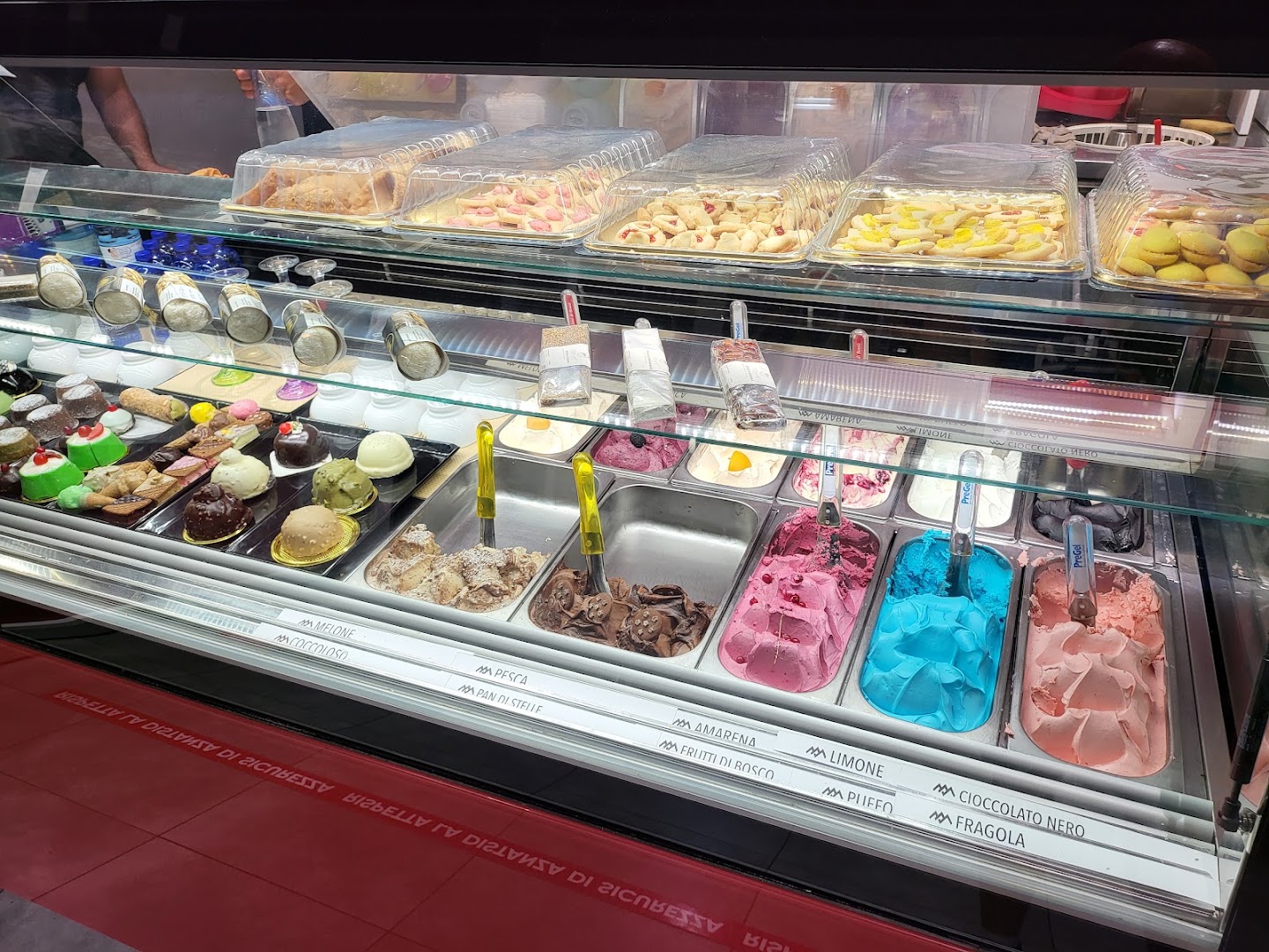 Pasticceria Gelateria Mangiafico - V.le Papa Paolo. Floridia