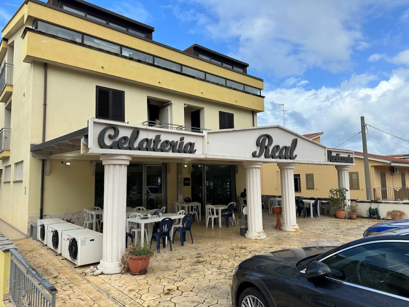 Pasticceria Gelateria Nuova Real