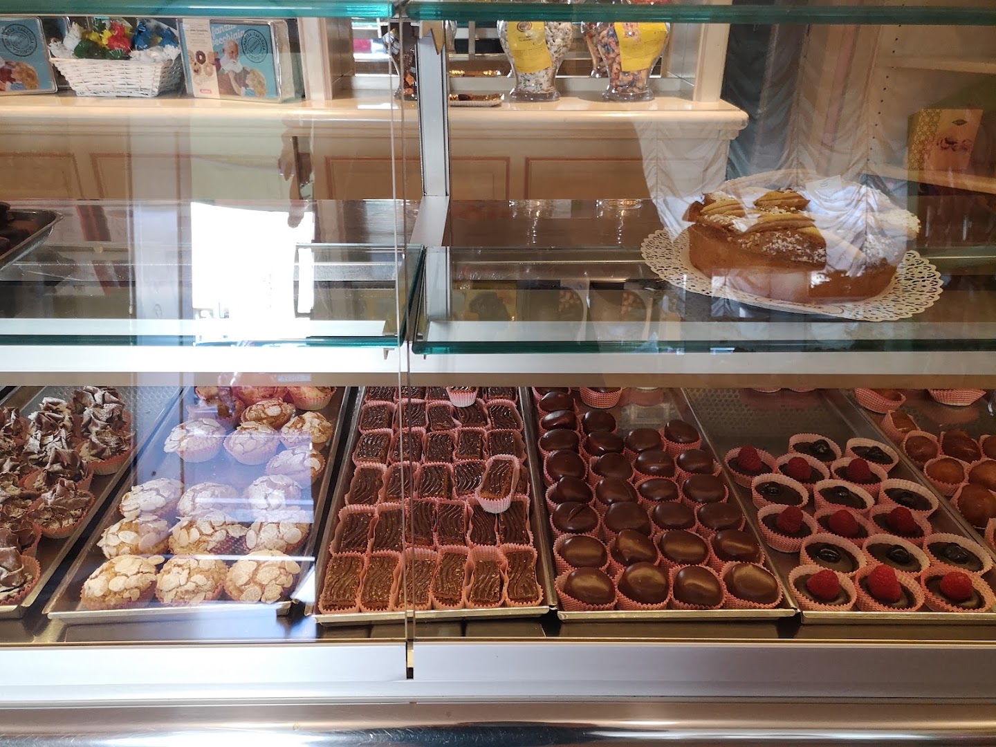 Pasticceria Gioria, Borgomanero