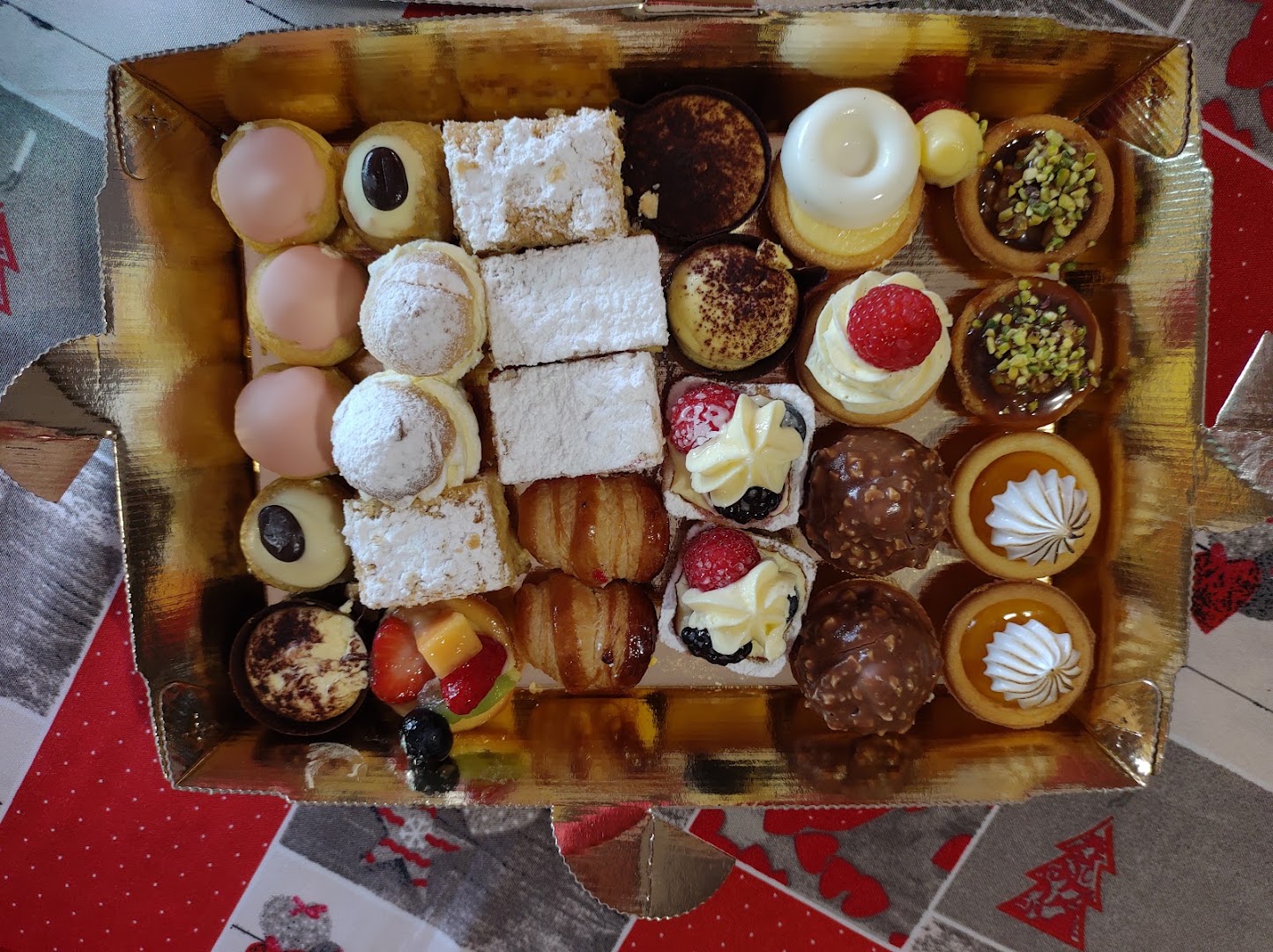 Pasticceria Grossi Di Tamagna Roberto