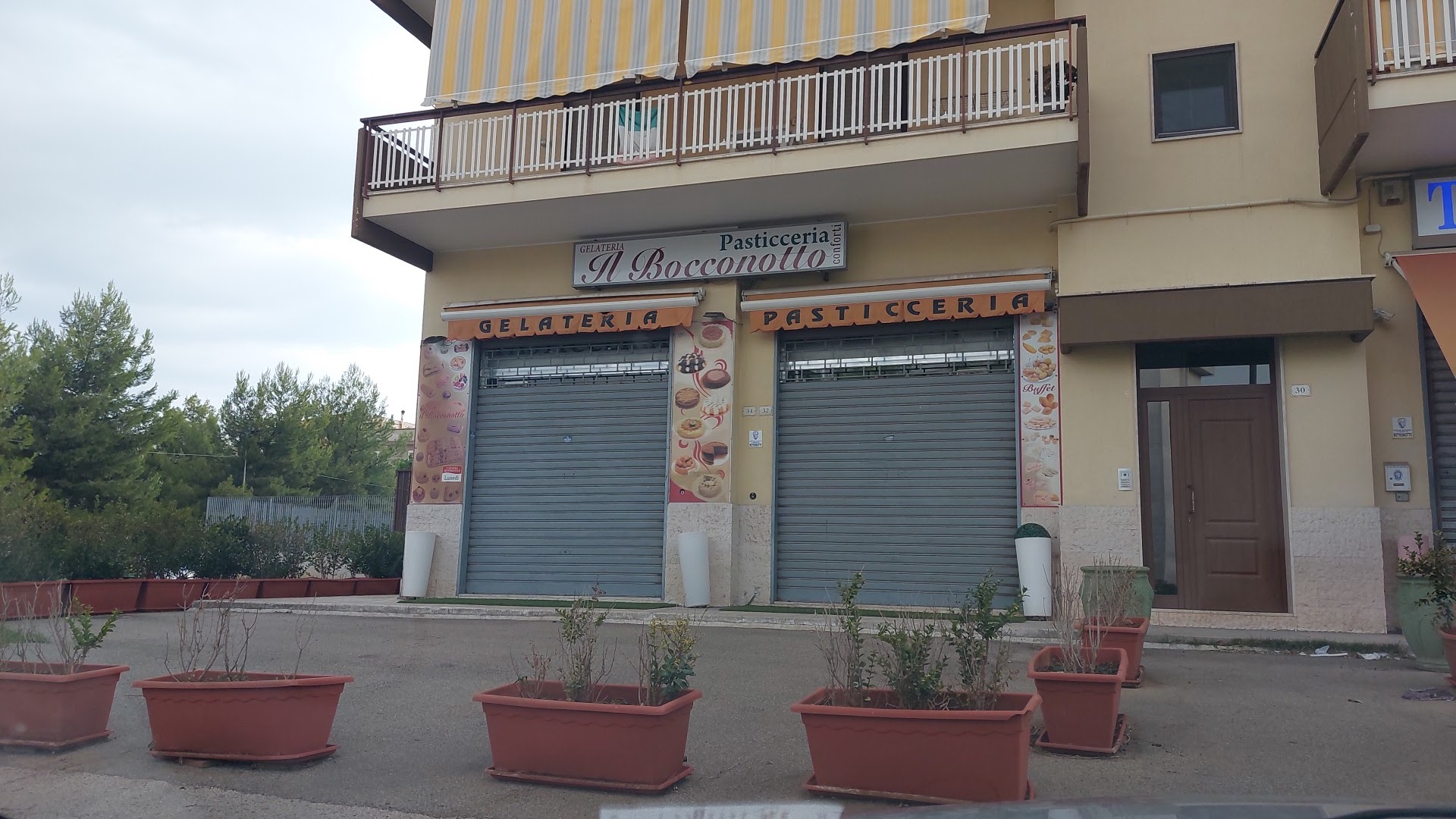 Pasticceria Il Bocconotto Di Shehu Betim, Palagiano