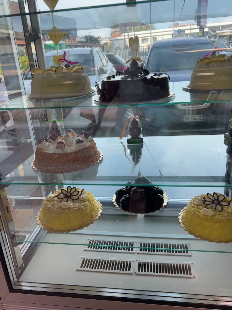 Pasticceria Il Re Del Cornetto Ladispoli, Ladispoli