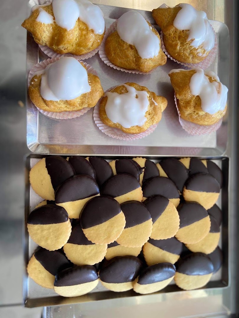 Pasticceria La Créme di Gallo Giuseppina Angela & Ivan Burzi & C. S.N.C