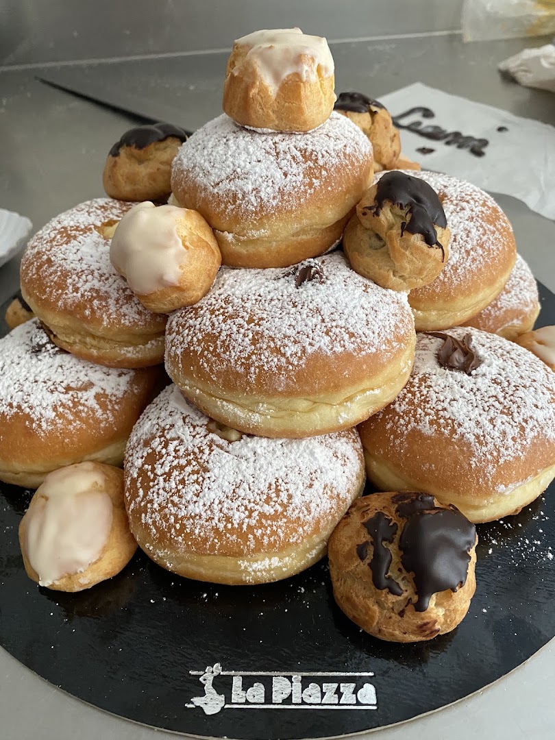 Pasticceria La Piazza di Claudia Balint & C.