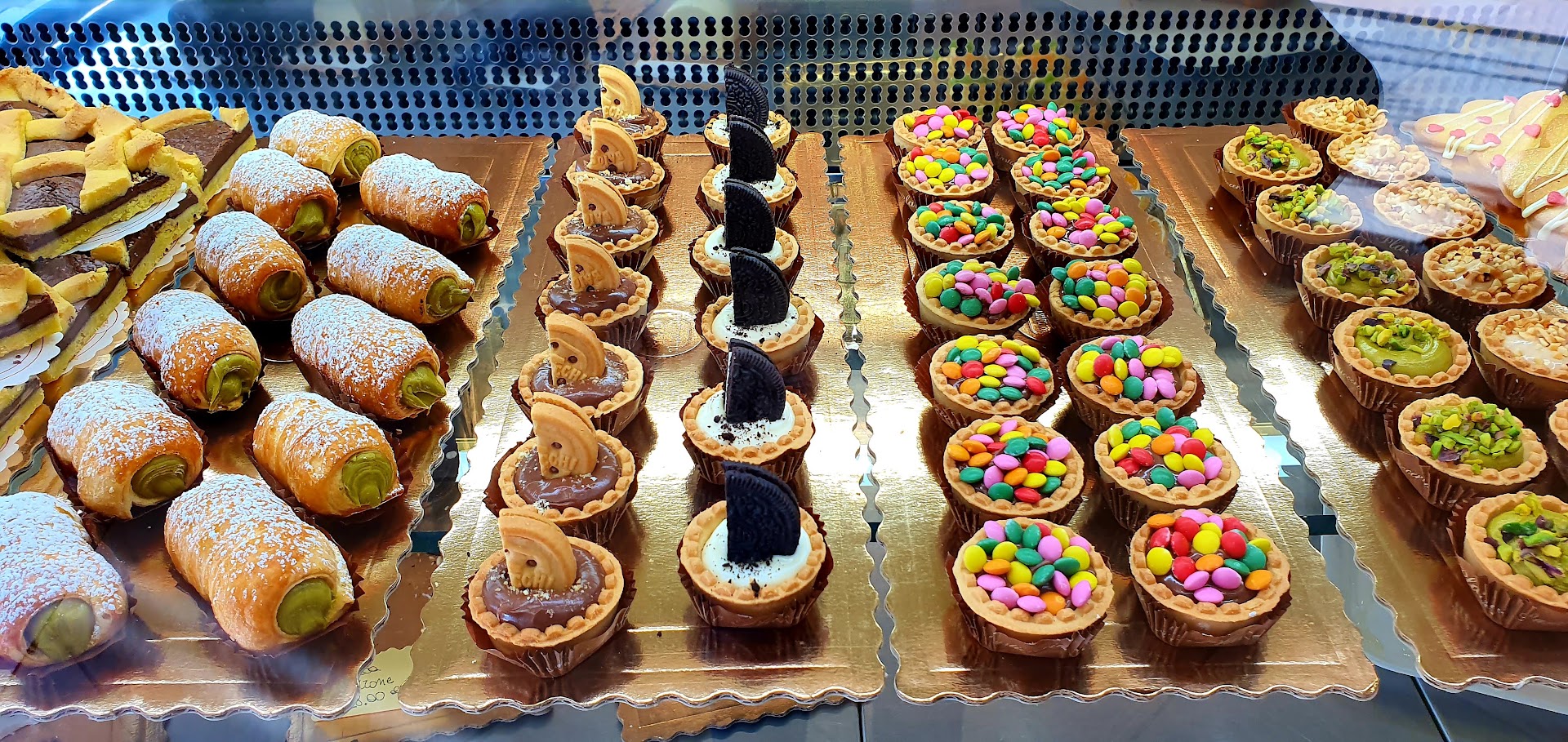 Pasticceria Le Plaisir Sas