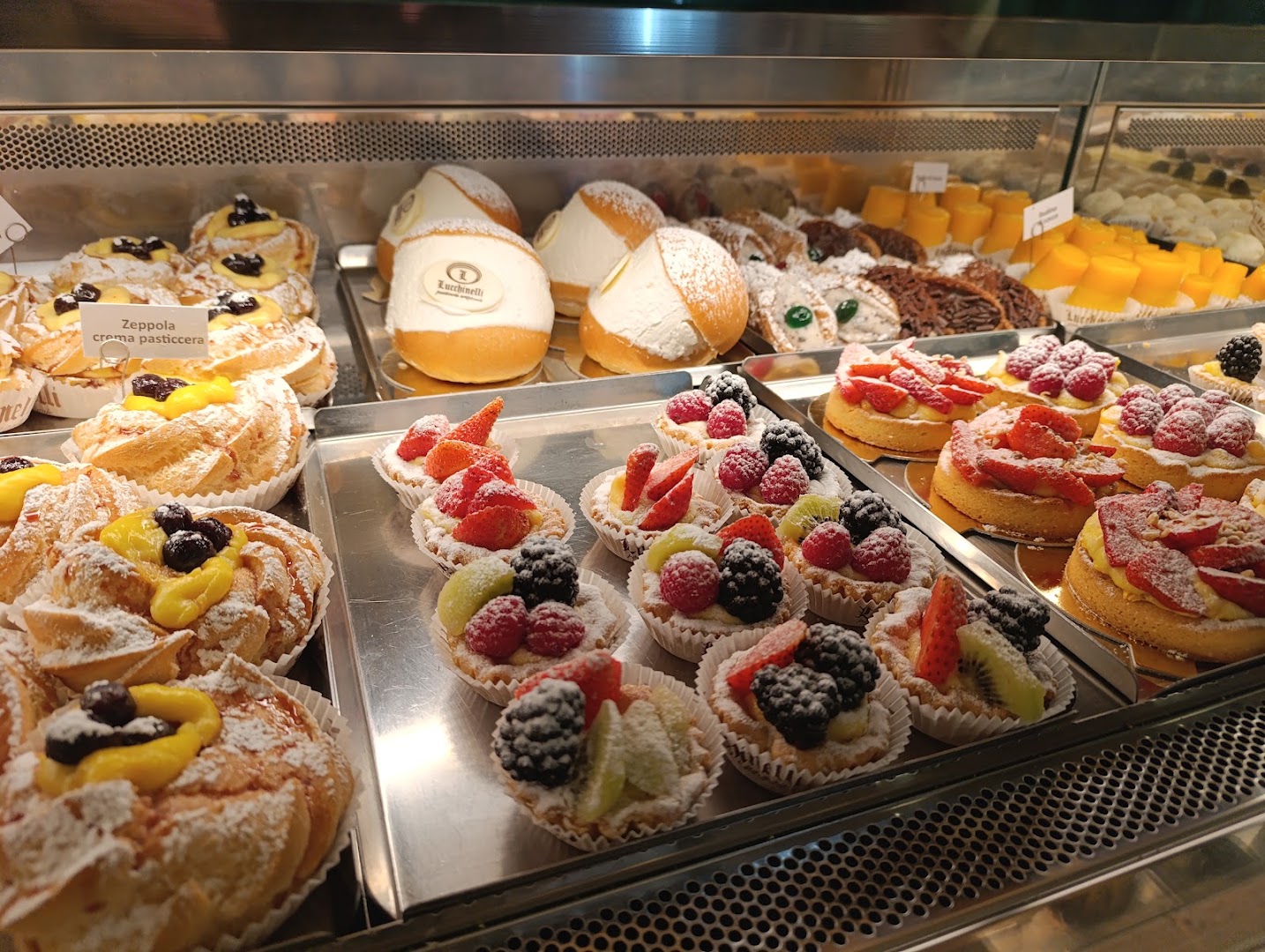 Pasticceria Lucchinelli