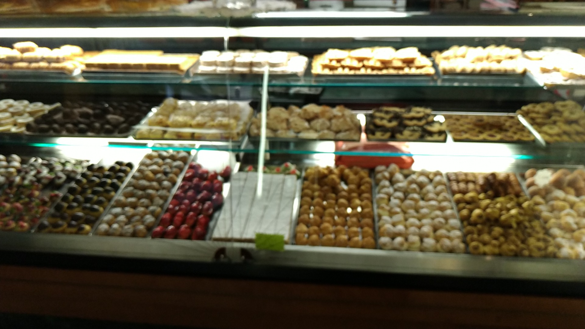 Pasticceria Martini Sns Di Martini Carlo C