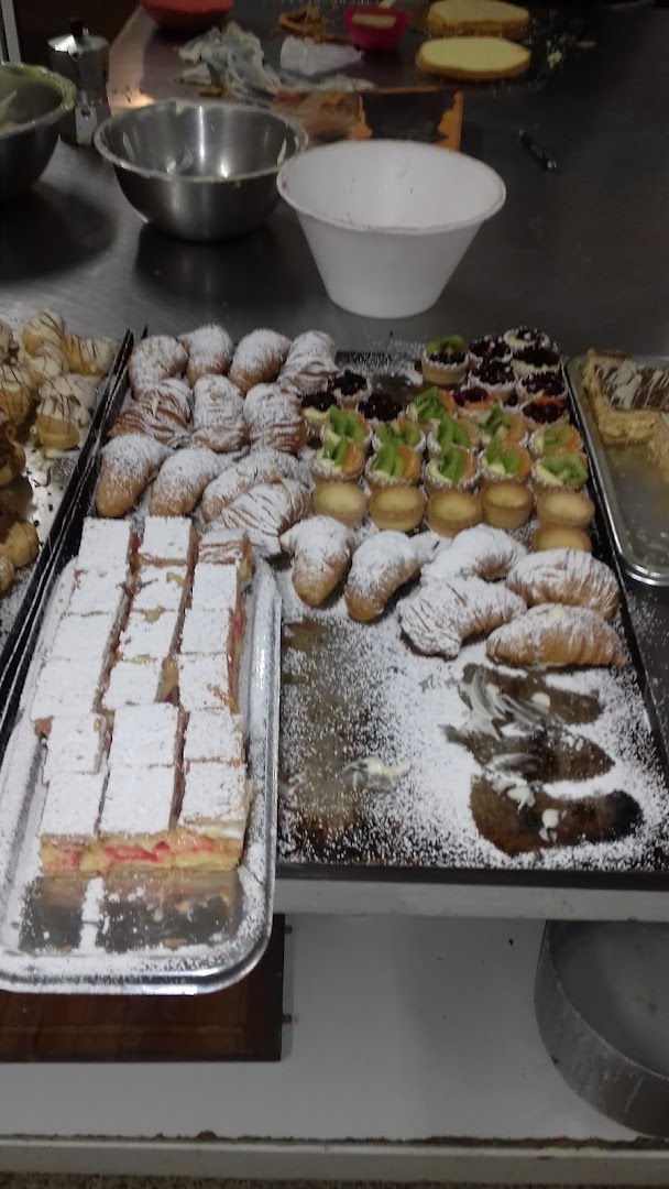Pasticceria Non Solo Dolce Di Coratti Generoso