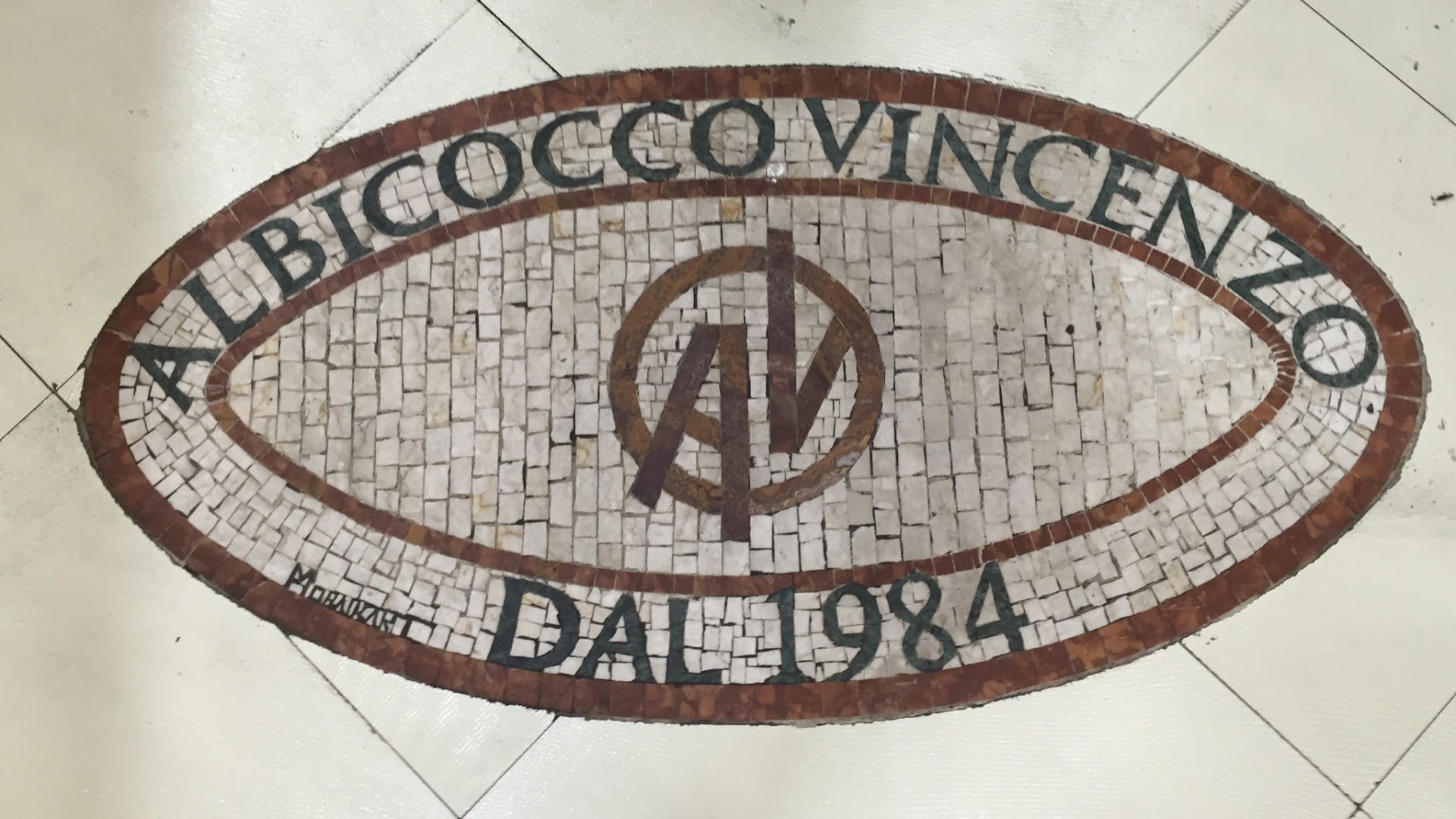 Pasticceria Salvo Albicocco-Via Trasselli, Palermo