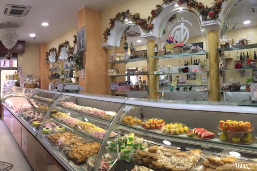 Pasticceria Salvo Albicocco-Via Trasselli