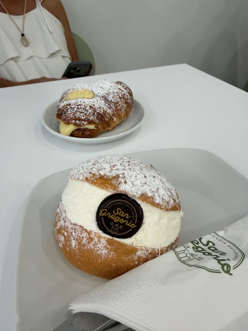 Pasticceria San Gregorio | Panettoni Artigianali a Milano