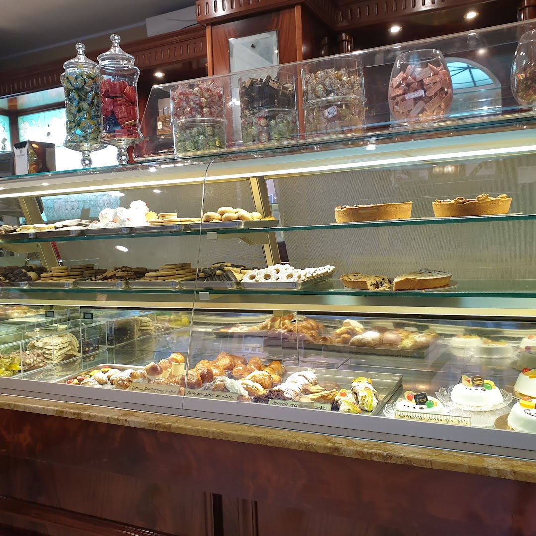 Pasticceria Simone (dal 1965)