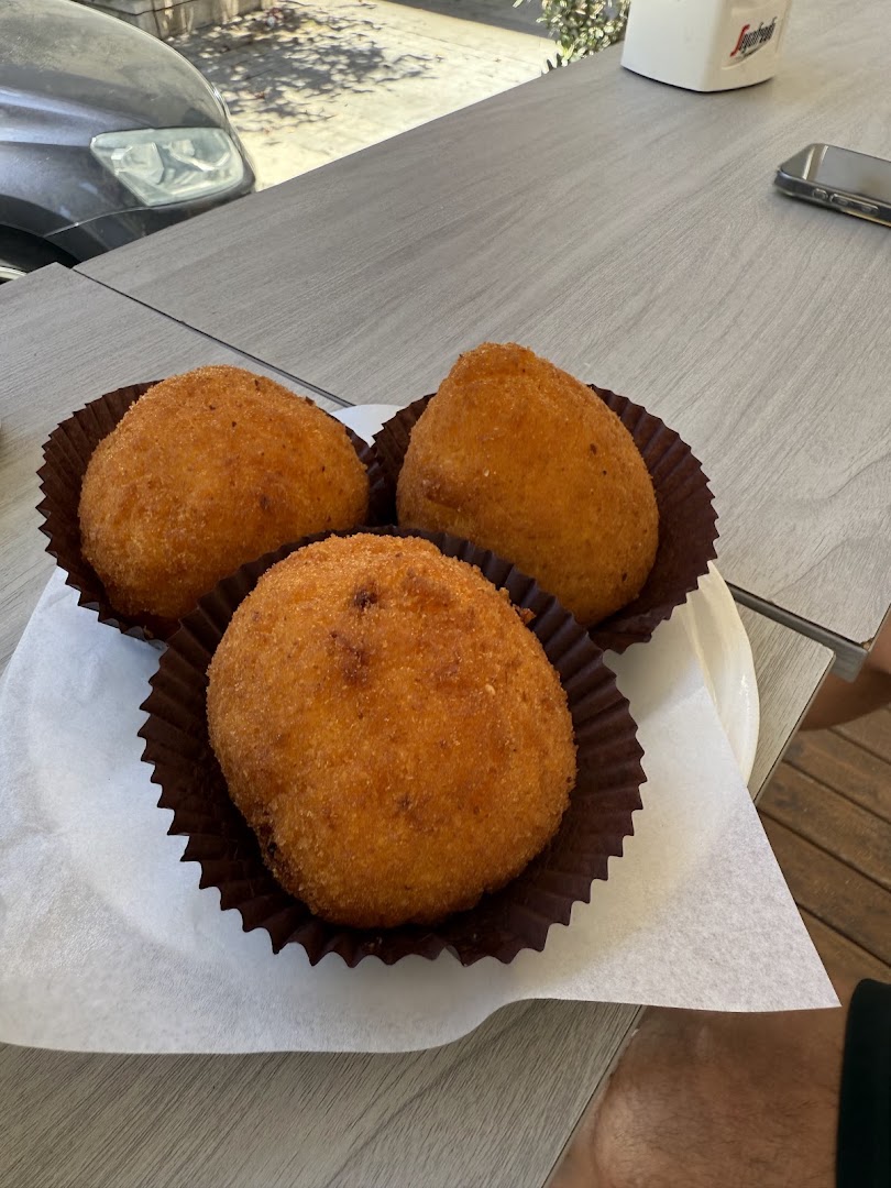 Pasticceria spalti di Sansica benvenuto
