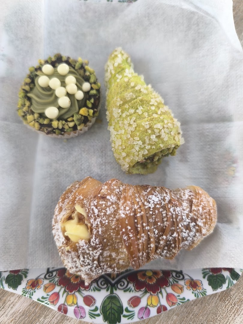 Pasticceria Vulcano Di Vulcano Giorgio