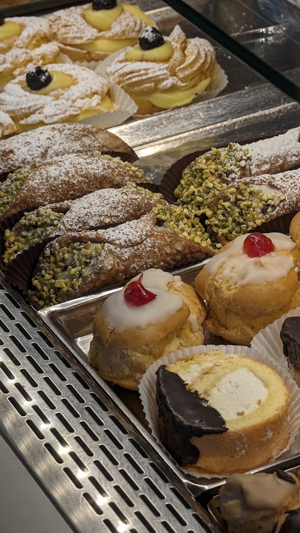 Pasticeria Millevoglie Cioccolateria E Gelateria