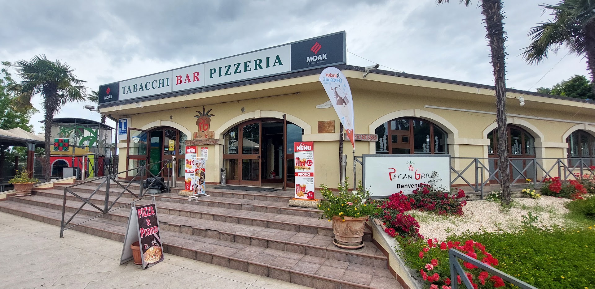 Pecan Grill, Policoro