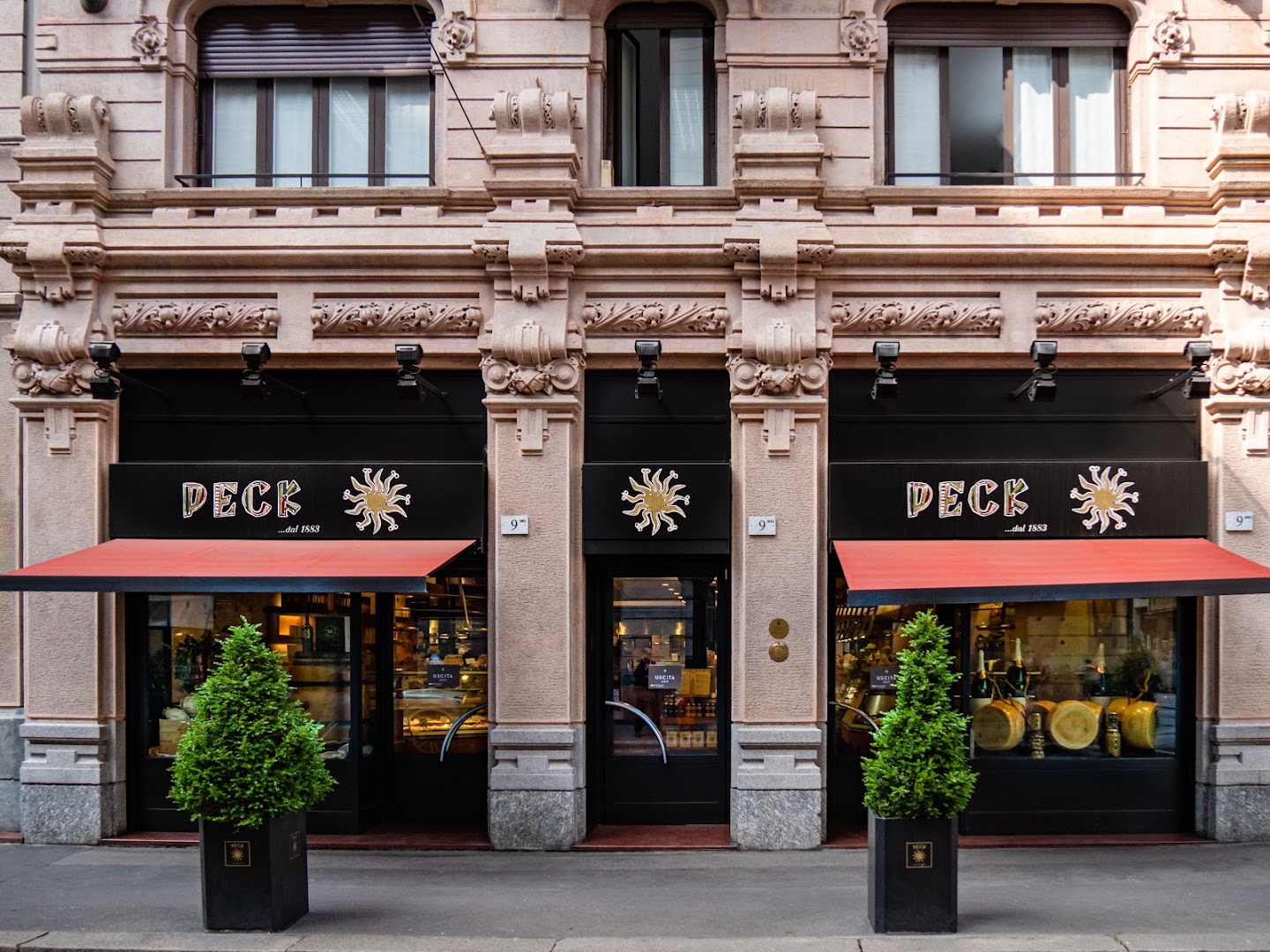 Peck - Flagship